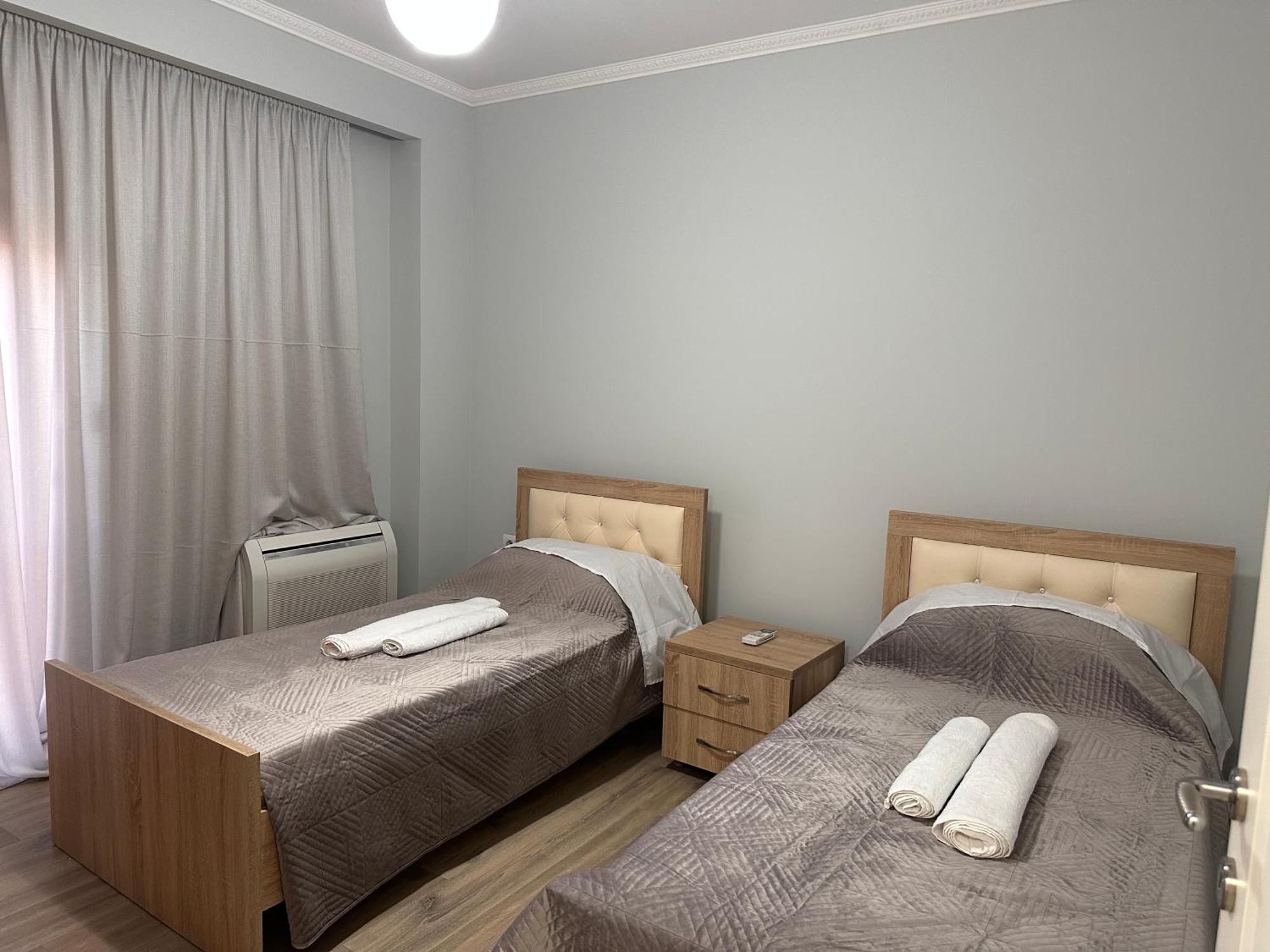 Spacious 2-Bedroom Apartment Near Center Tirana Exterior foto